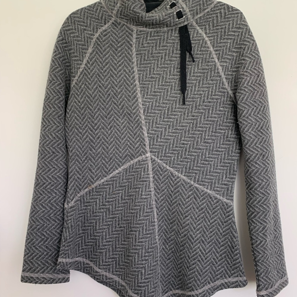 Prana wool sweater - black and grey